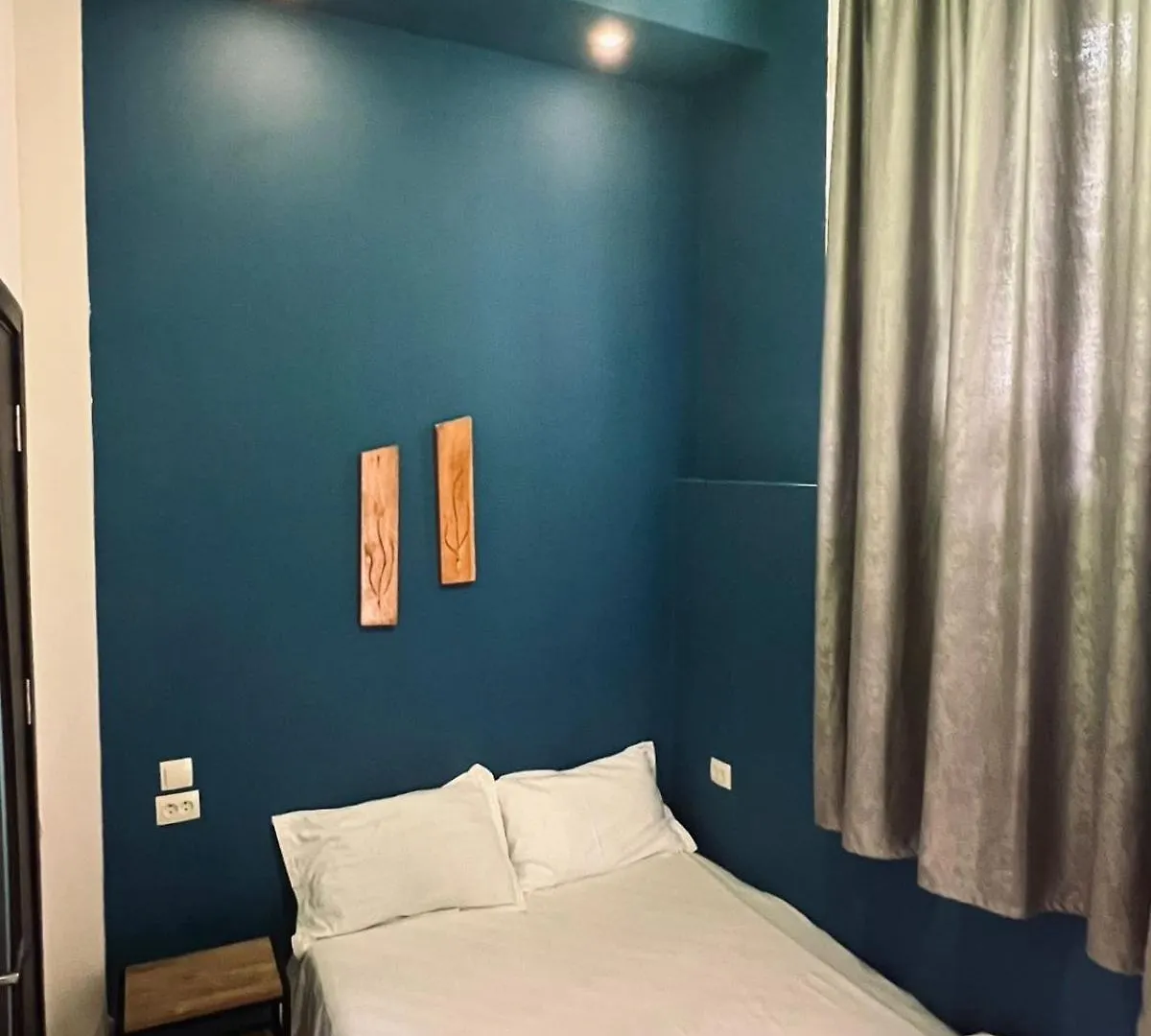 Hotel Rustaveli 36 Tbilisi 0*,  Georgia